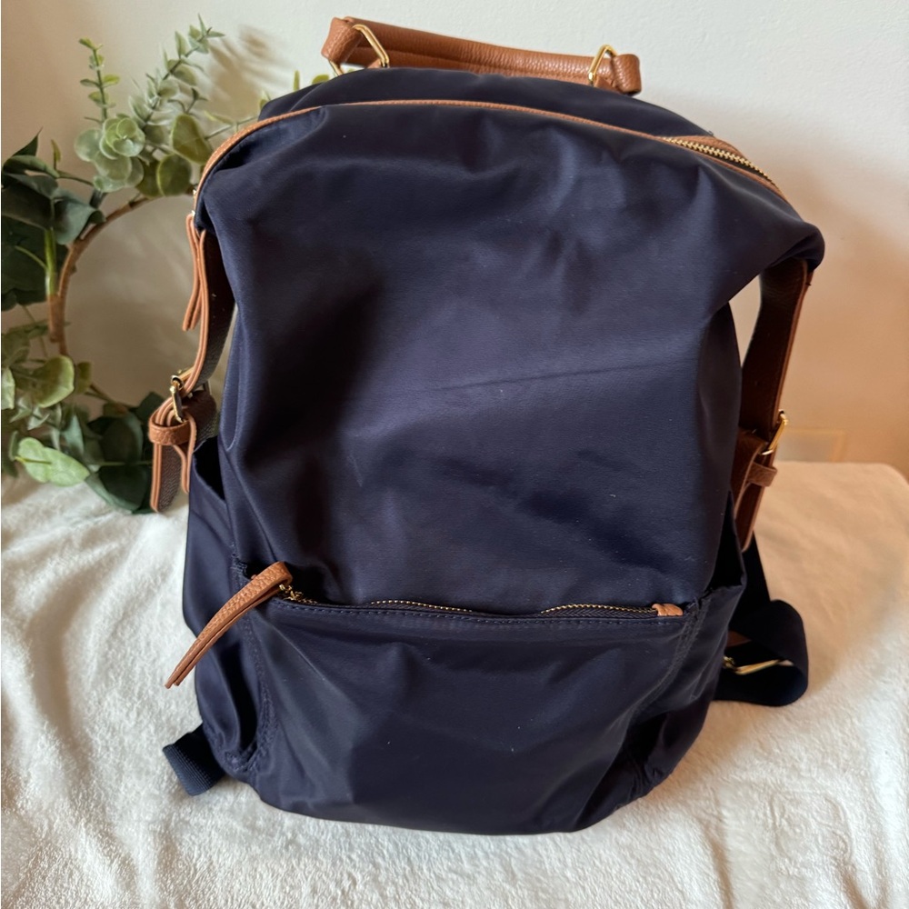 Tommy Bahama Navy Nylon Campus Backpack Tan Faux Leather Trim Handbag